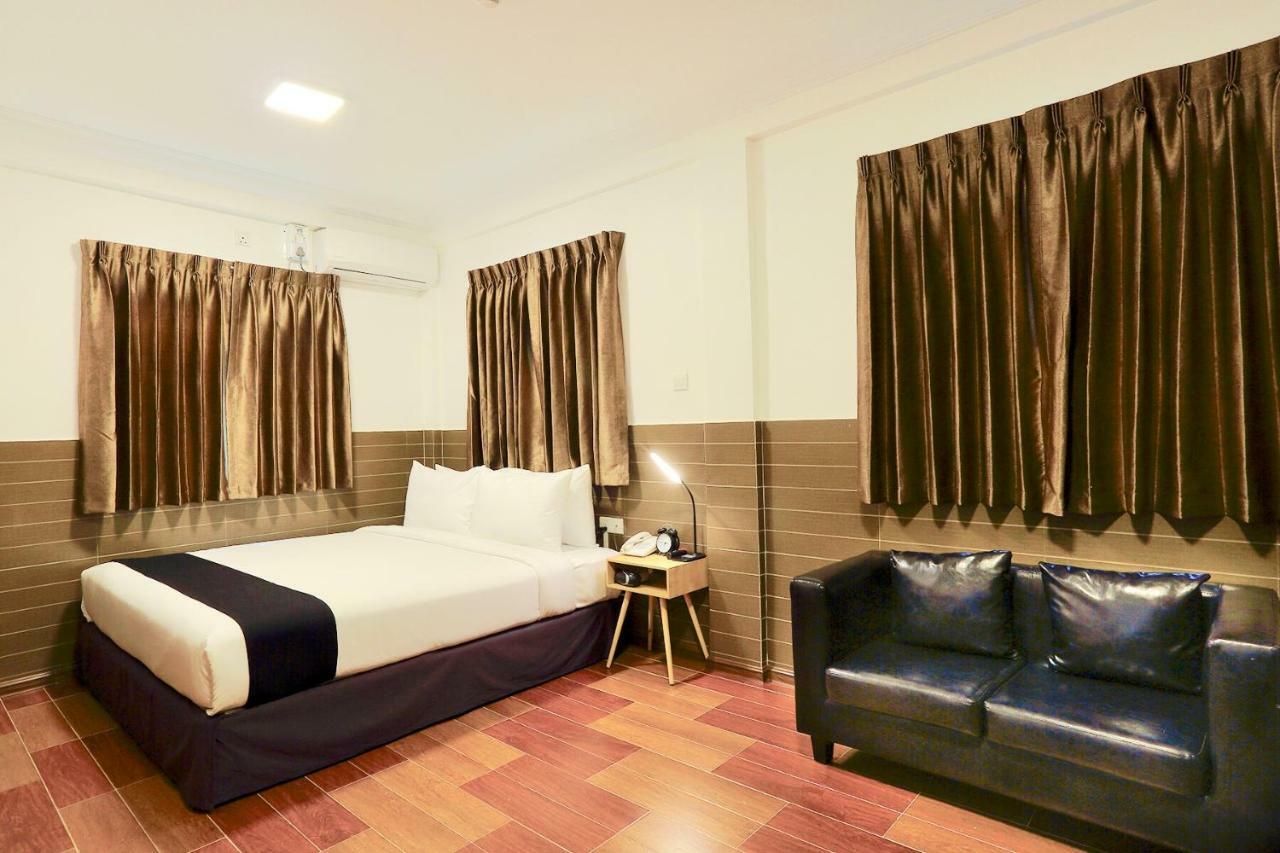 K.C Residence Yangon Extérieur photo